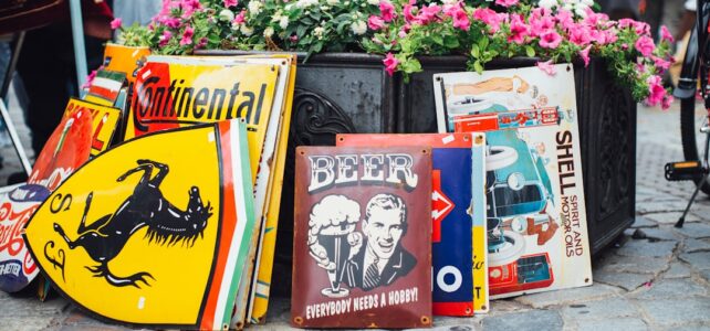 Oplev Det Autentiske Loppemarked Vrå: En Markedsoplevelse Skabt af KS Marked & Event ApS